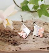 Daisy flower earrings