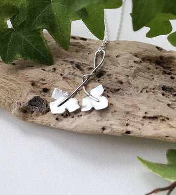 Twisted ivy pendant