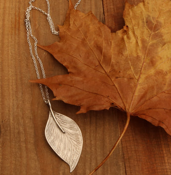 Sterling silver leaf pendant necklace