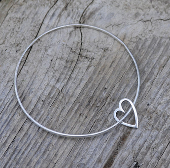 Sterling silver heart link bangle