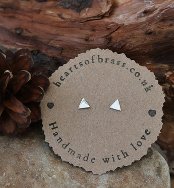 Triangle studs
