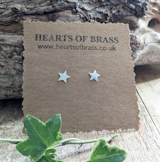 Small star stud earrings