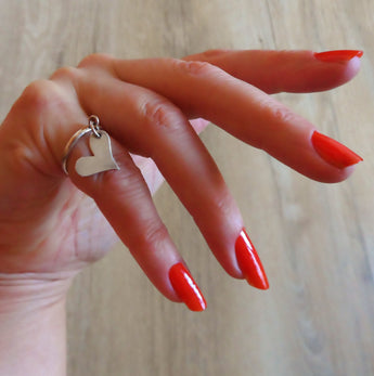 Fancy heart pendant ring